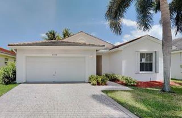 4968 Sw 33rd Ave - 4968 Southwest 33rd Avenue, Hollywood, FL 33312