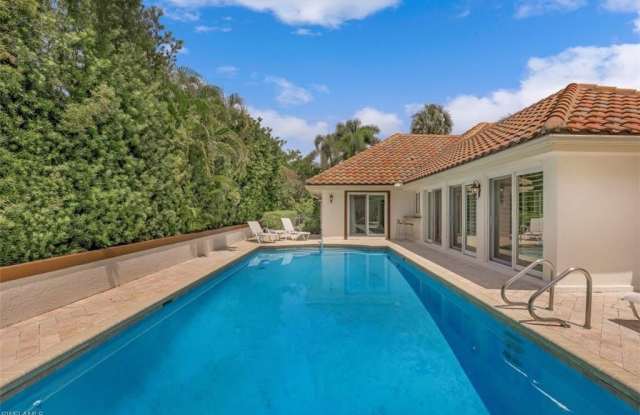 655 Galleon Dr