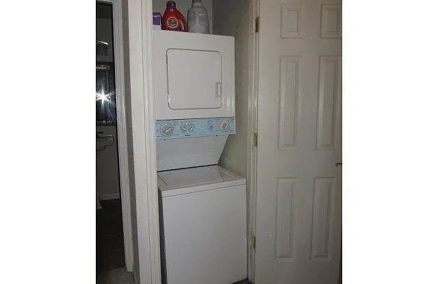 1022 Cedar Gables Drive