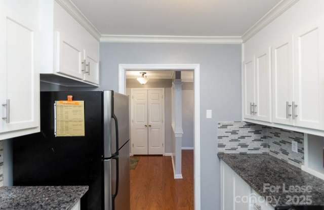 140 Lake Concord Road NE unit: B4