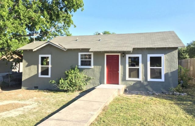 710 Poinsettia - 710 Poinsettia Street, San Antonio, TX 78202