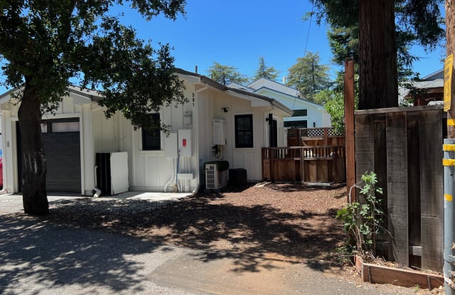 581 University Ave. - 581-A