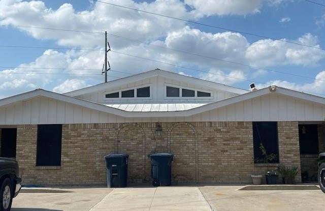 Photo of 2247 Second St