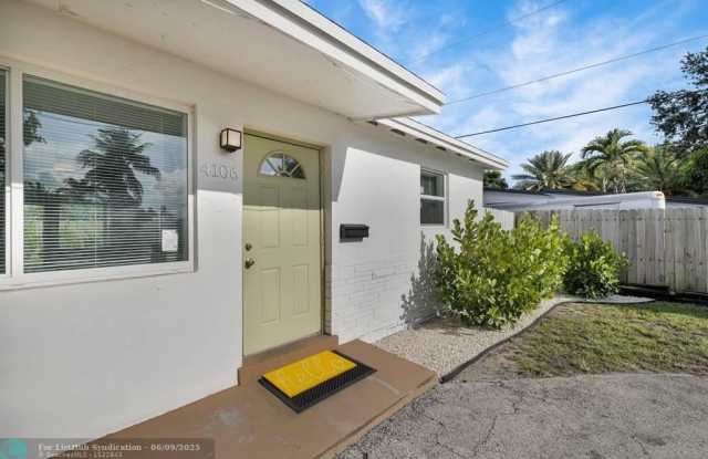 Photo of 4106 NW 12th Ter