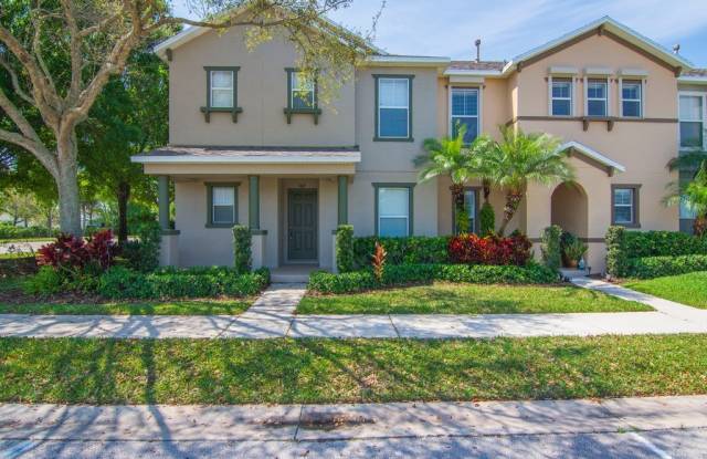 1612 Pointe West Way