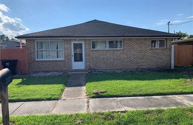 2224 MARIETTA Street - 2224 Marietta Street, Chalmette, LA 70043