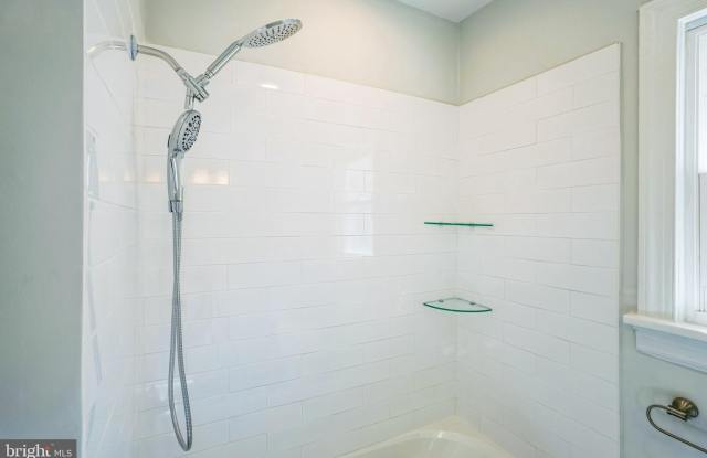 3406 STOCKTON STREET