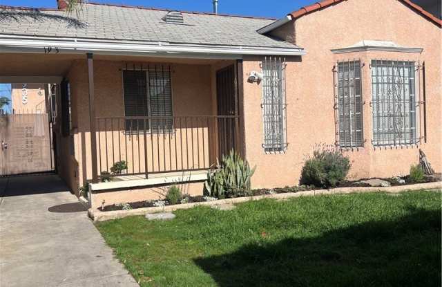 1933 S Corning Street