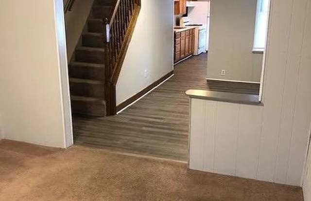 Charming 3 Bed, 1 Bath Columbia Home
