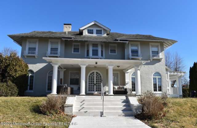 83 Richmond Avenue