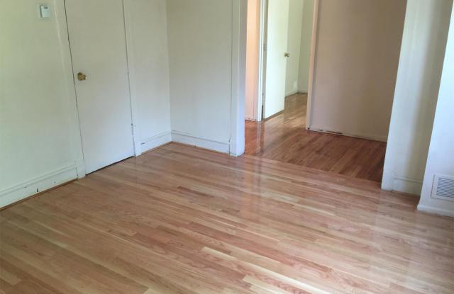 6500 S Marshfield Ave, Apt 3