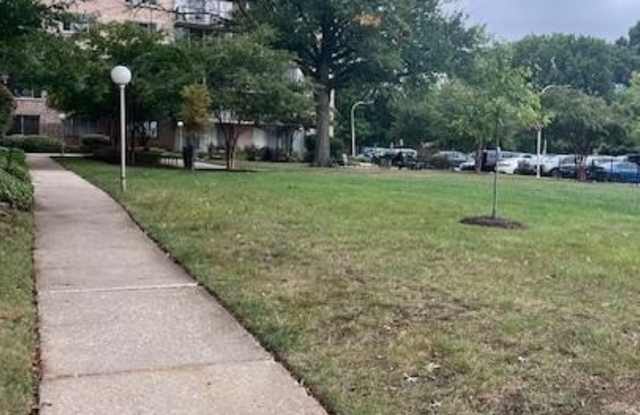 4410 OGLETHORPE