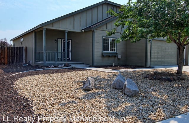 701 Canary Circle - 701 Canary Circle, Fernley, NV 89408