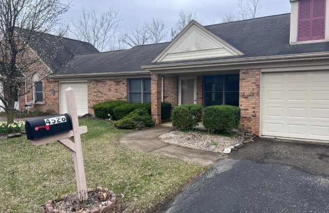 4526 Willow Knoll Cir