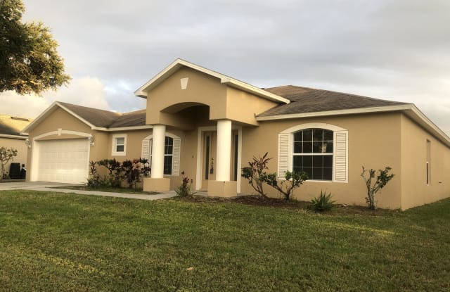 432 Americana Boulevard Northwest - 432 Americana Boulevard Northwest, Palm Bay, FL 32907