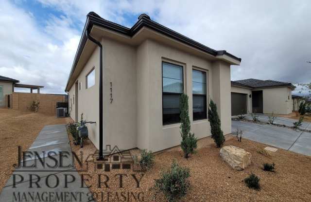 1117 West Grayson Drive