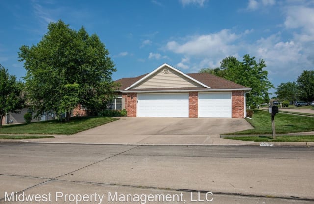 3700 Jaguar Ct. - 3700 Jaguar Court, Columbia, MO 65202