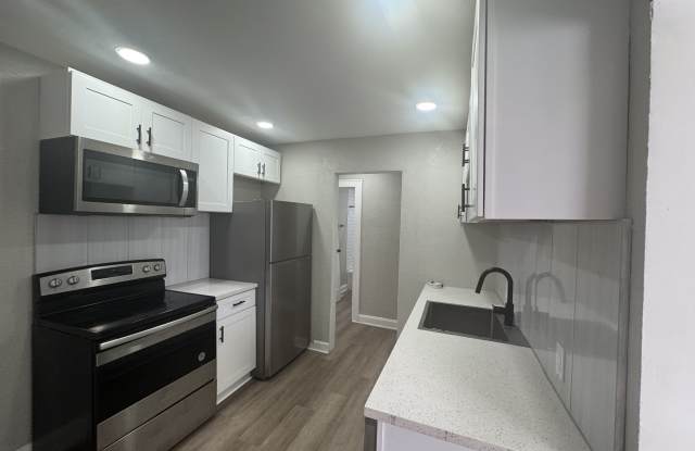 Photo of 4232 Virginia Avenue - 2