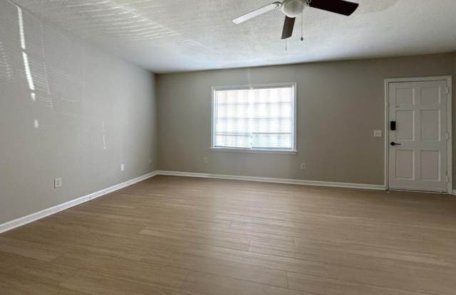 2  3 Bedroom Townhomes in West Ashley