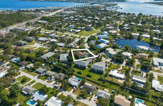 Photo of 983 NW Spruce Ridge Drive