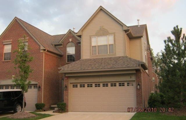 41111 N MAPLEWOOD Drive - 41111 N Maplewood Dr, Wayne County, MI 48187