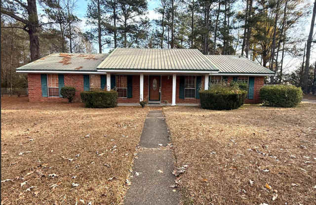 Photo of 3 bedroom 2 bath home located in quiet neighborhood