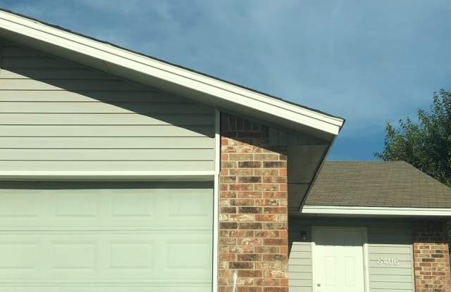 Duplex near OCCC!