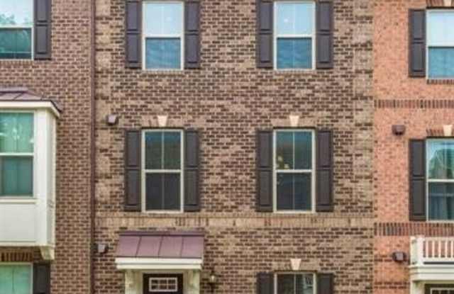 9162 LANDON HOUSE Lane