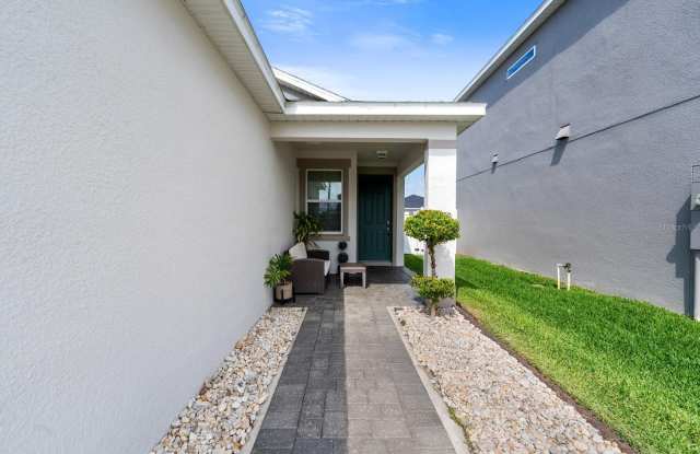 11824 BRIGHTON KNOLL LOOP