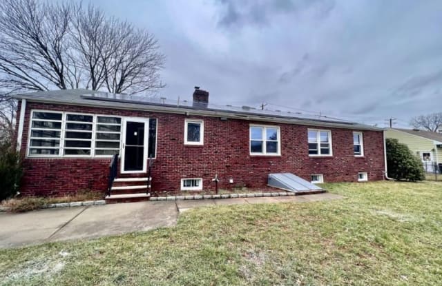 67 Morris Ave - 67 Morris Avenue, Middlesex County, NJ 08837