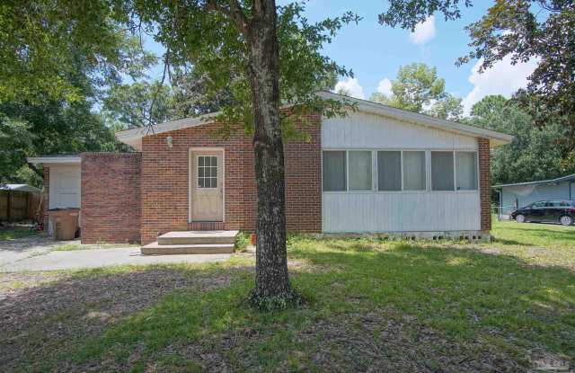 732 Woodmere Dr - 732 Woodmere Drive, Pensacola, FL 32503