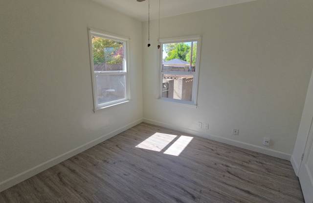 742 East Cornell Avenue