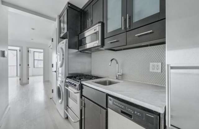 Photo of 152 Second Avenue