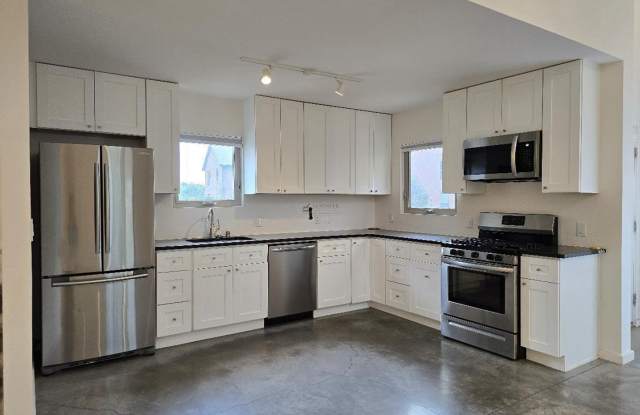 2180 W Alameda St #22