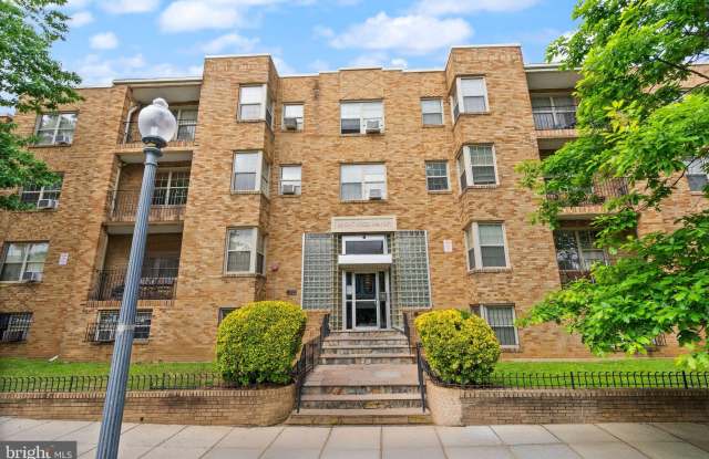 Photo of 939 LONGFELLOW Street NW unit: 305