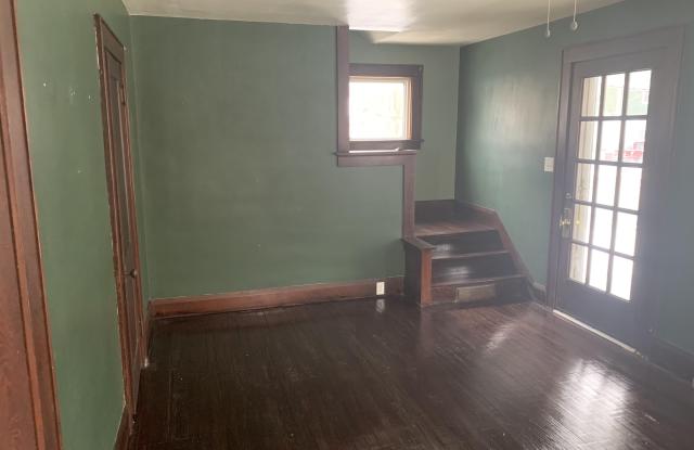 Photo of 1259 East Pershing