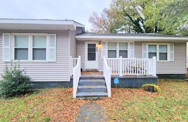 903 Freedom Avenue - 903 Freedom Avenue, Portsmouth, VA 23701