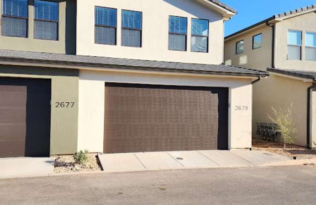 Brand New Town Home in St. George- Lazy River  Community Pool photos photos