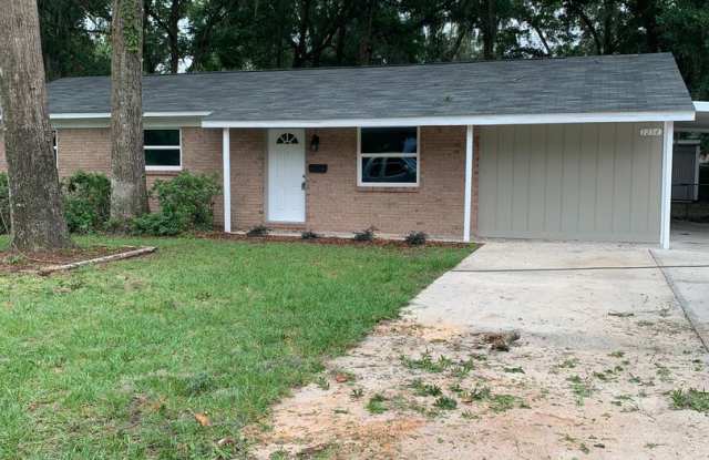 1234 NW Labonte Lane