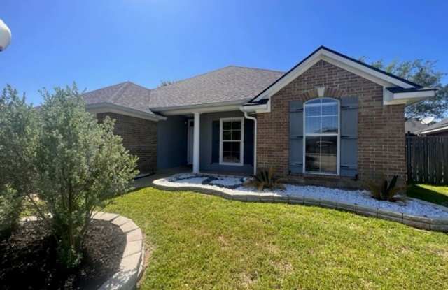 Gated Community close to Barksdale Air Force Base... - 407 Springfield Place, Bossier City, LA 71112