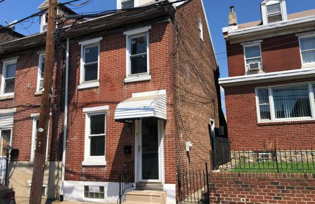 Photo of 2713 KIRKBRIDE STREET