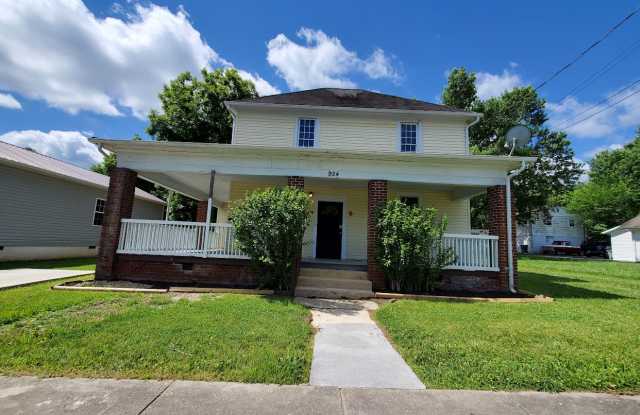 924 Hill St - 1