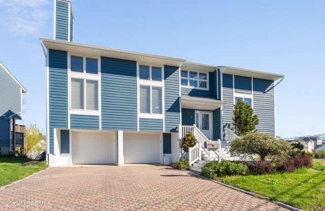 Photo of 3 Drew Court