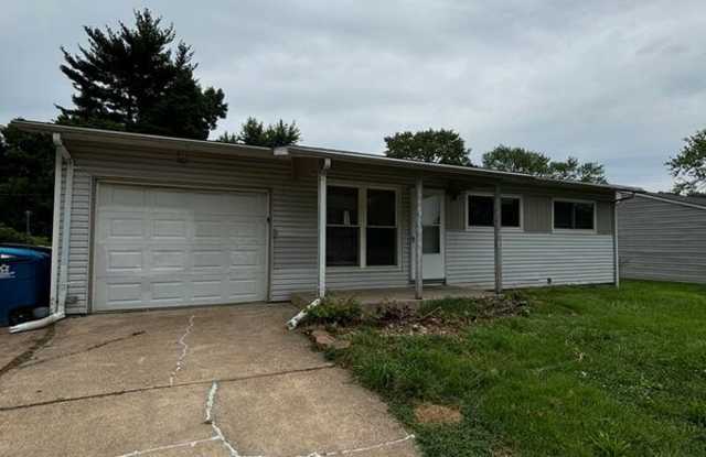 1321 Columbus Dr