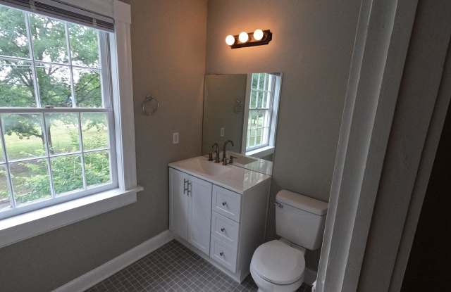 503 Catherine Street