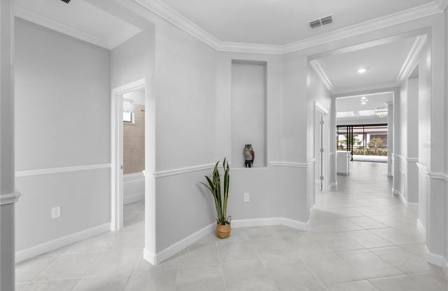 14932 SERENE SHORES LOOP