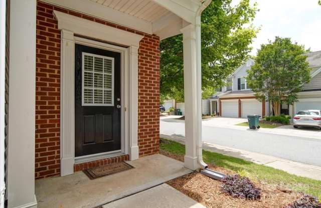 9821 Carson Whitley Avenue