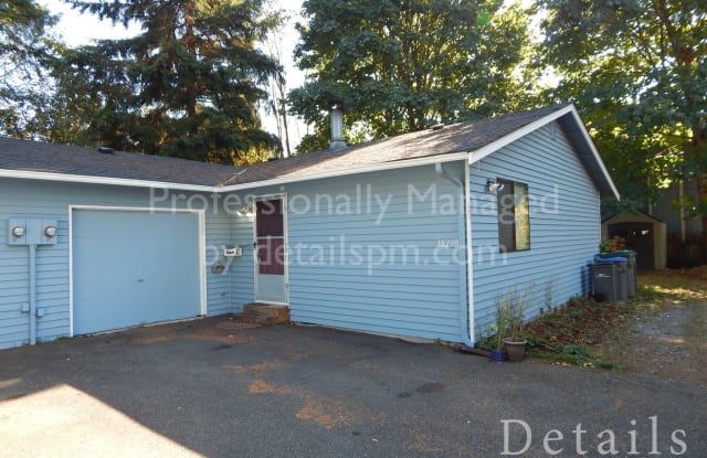 3823 Maple Ave #B - 3823 Maple Avenue, Bremerton, WA 98310