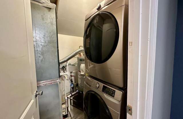 4236 Lake Ridge Drive