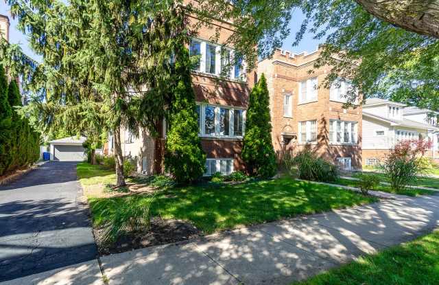 4546 N KENTON Avenue - 4546 North Kenton Avenue, Chicago, IL 60630